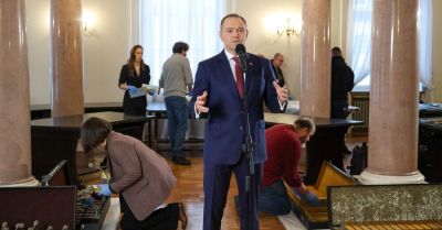 Prezydent: z całą pewnością Pałac Prezydencki to nie jest miejsce, w którym nadal powinien stać Okrągły Stół